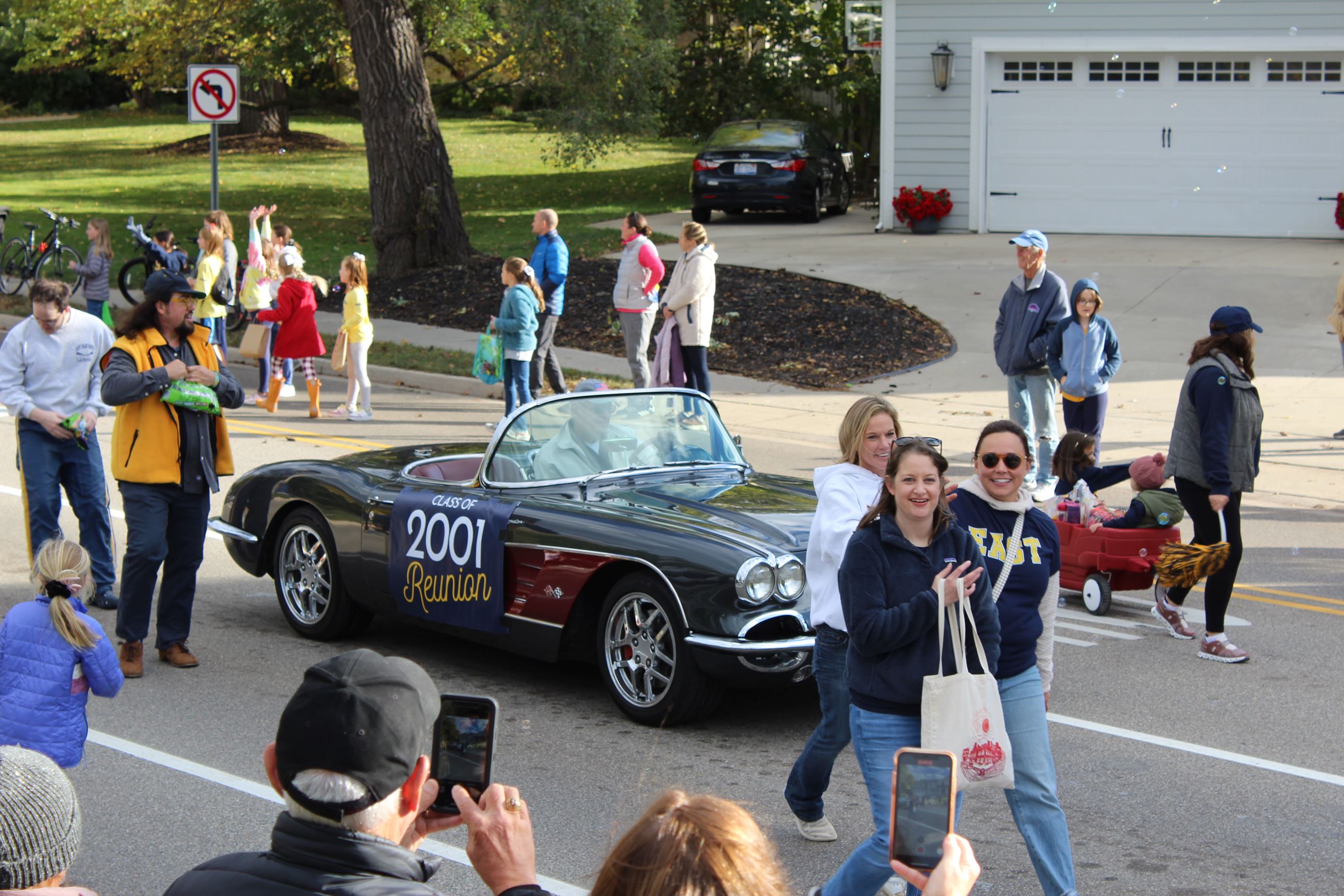 EGRSF homecoming float